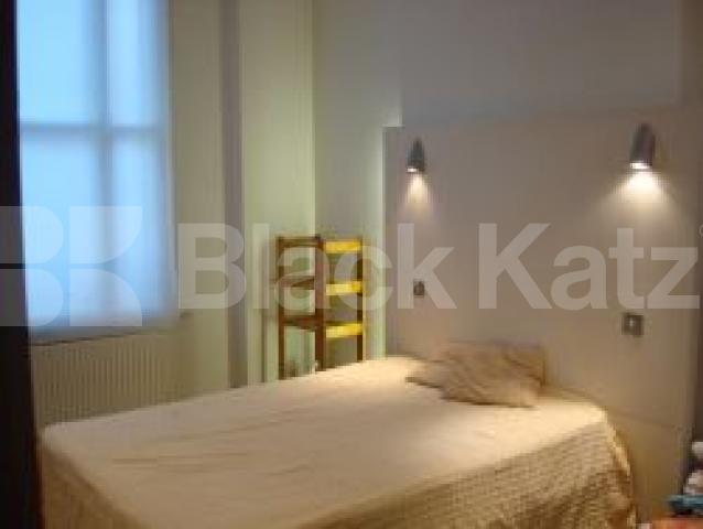 			2 Bedroom, 1 bath, 1 reception Flat			 Fleet Road, BELSIZE PARK/HAMPSTEAD HEATH